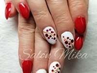 Gélové nechty 2025